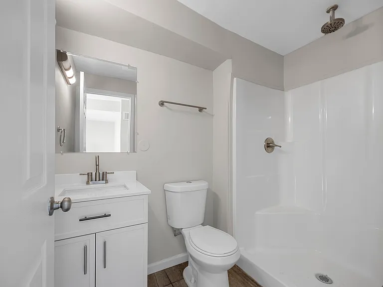 1012 Chesterfield Dr — Photo 33