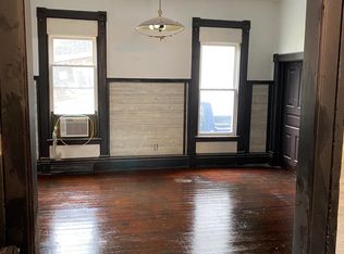 236 W Broadway St #1, Freeport, IL 61032