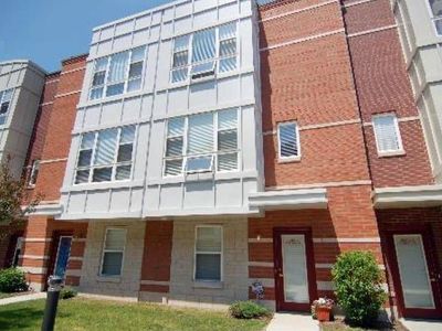 3210 N Kilbourn Ave UNIT 3, Chicago, IL, 60641