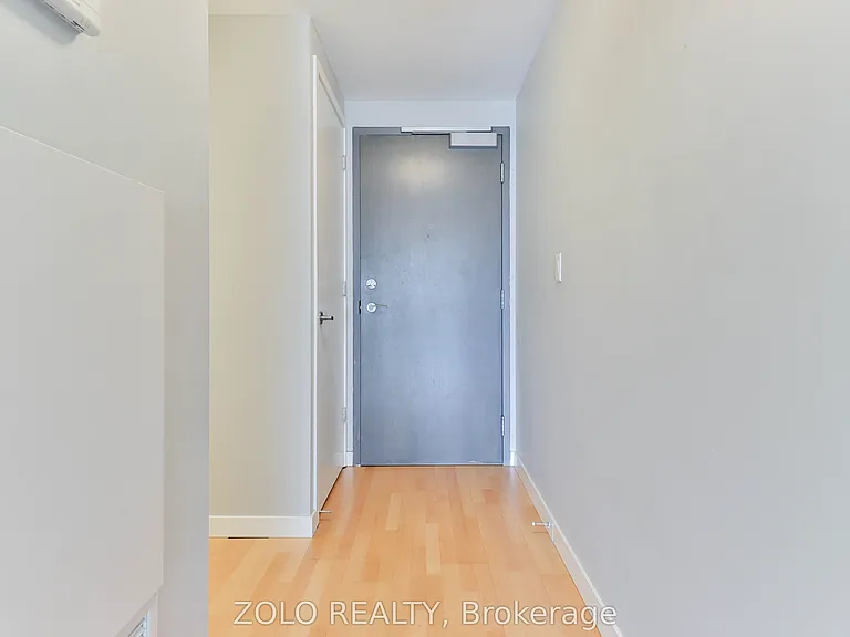 285 Mutual St #709 — Photo 5