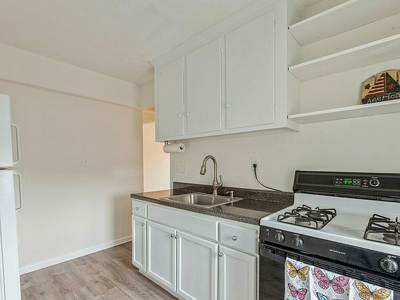 2nd image of 7510 Yellowstone Blvd APT 4D
