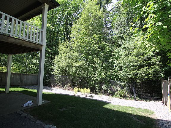 3rd image of 118 NE 153rd St