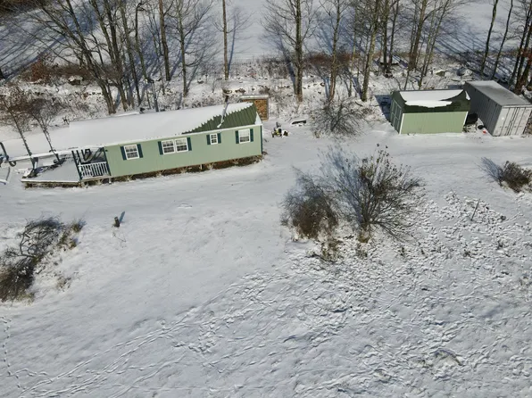 12-12 North Road, Charleston, ME 04422