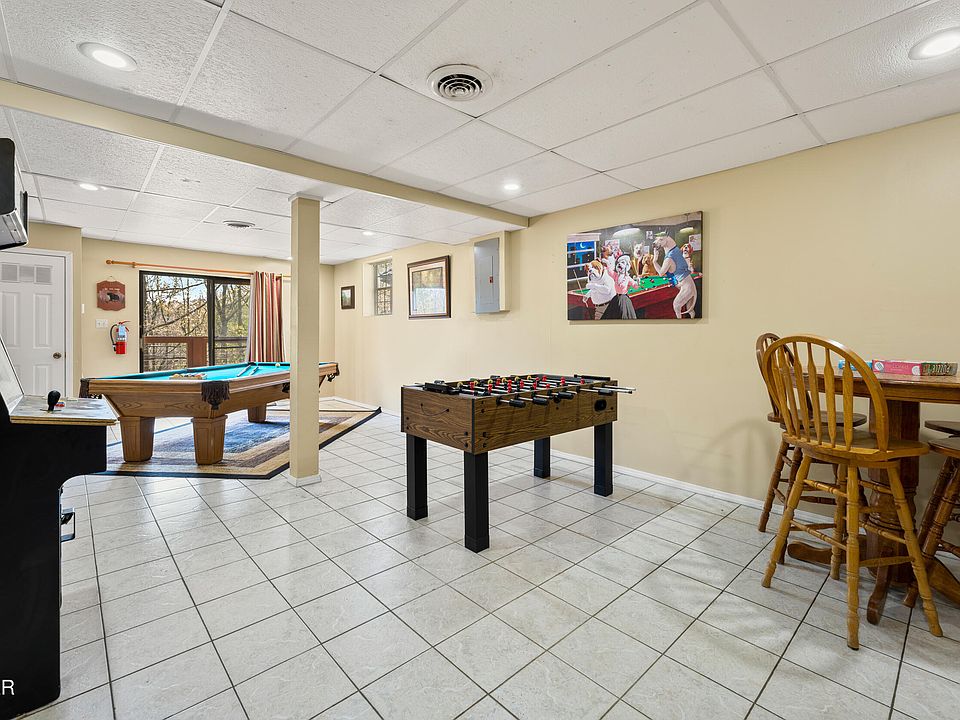 25th image of 1855 Spring Hill Dr