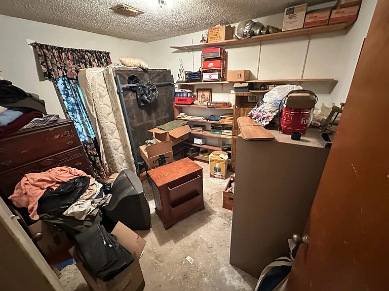 8014 Botany Ln — Photo 10