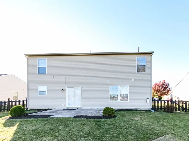 1051 Pine Ridge Way — Photo 14