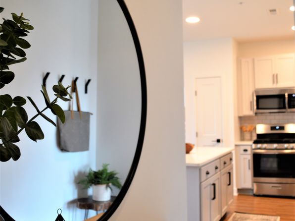 8650A Barbara Ann Way #8792-201