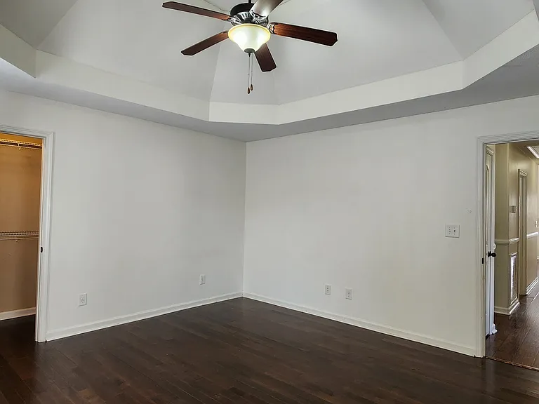 2969 Brewster Dr — Photo 13