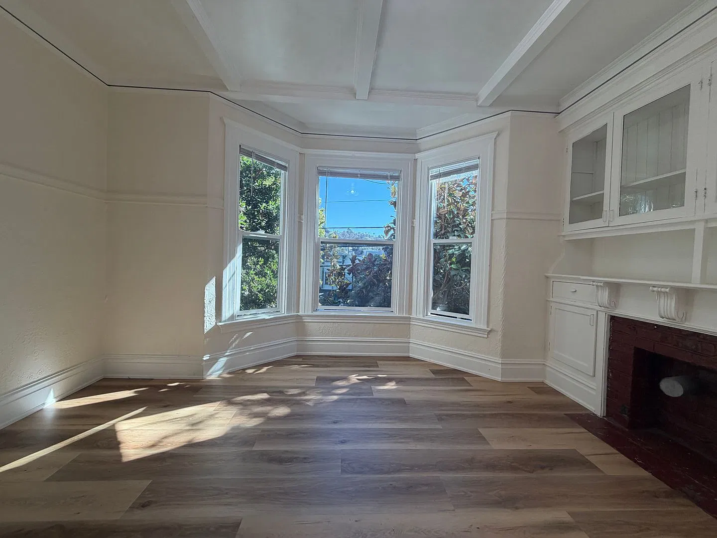 Spacious One-Bedroom with Great Storage in the Heart of the Mission District — Photo 2