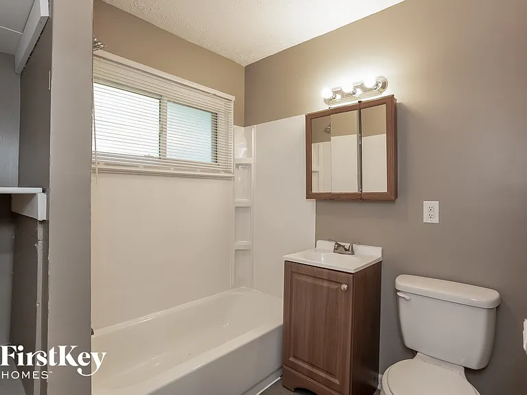 6072 Bettcher Ave — Photo 13