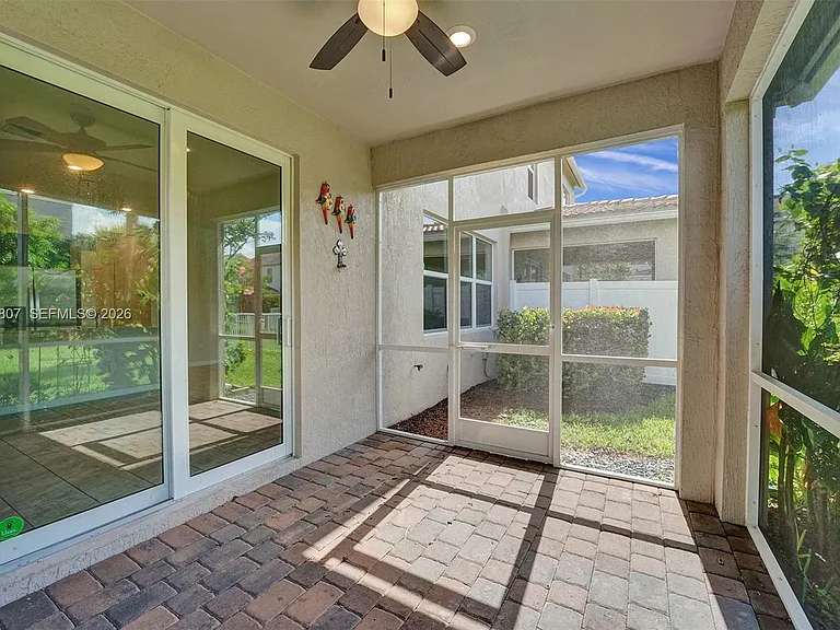 4764 Eucalyptus Dr — Photo 55