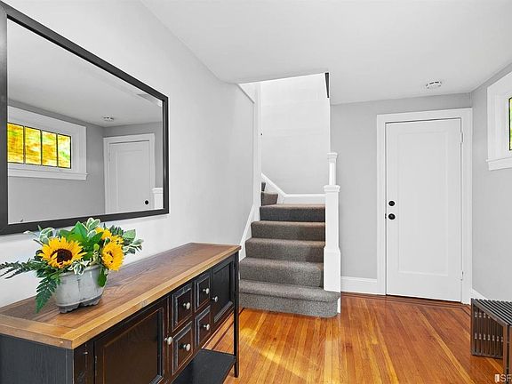 3rd image of 130 Ortega St