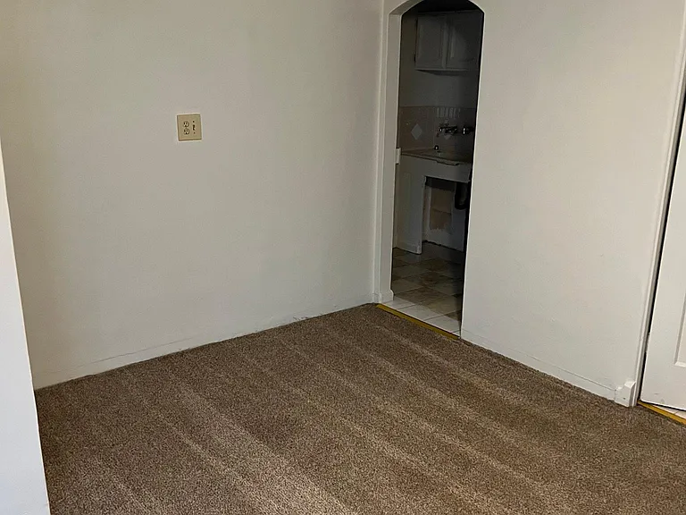 1440 Victorian Ave #7 — Photo 4