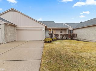 23621 Northport Dr, Clinton Township, MI 48036