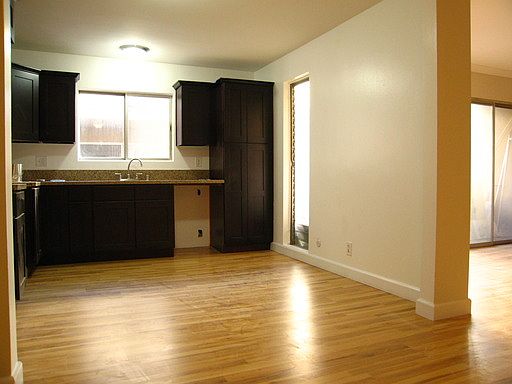 5th image of 15651 Dickens St APT 207