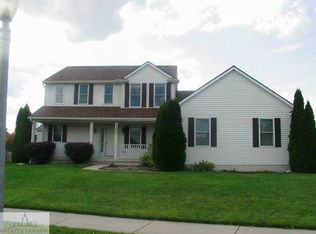1965 Mockingbird Dr, Holt, MI