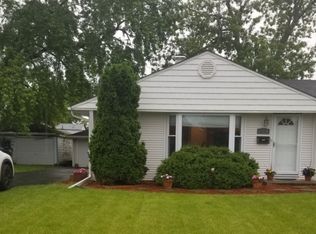 8846 S Pulaski Rd, Hometown, IL 60456