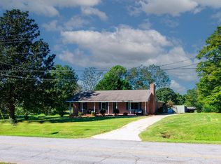 601 Mountain View Rd, Hamilton, GA 31811