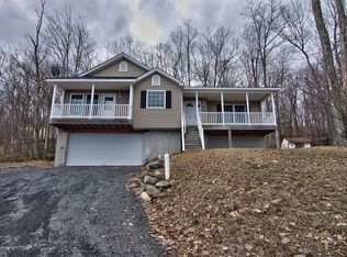 29 Brunswicke Dr, Mount Pocono, PA