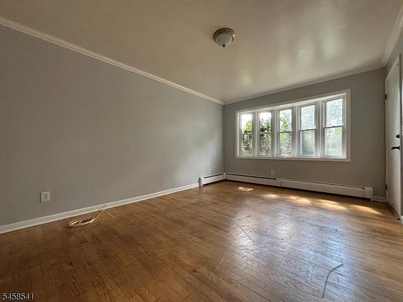 319 E 1st Ave #1