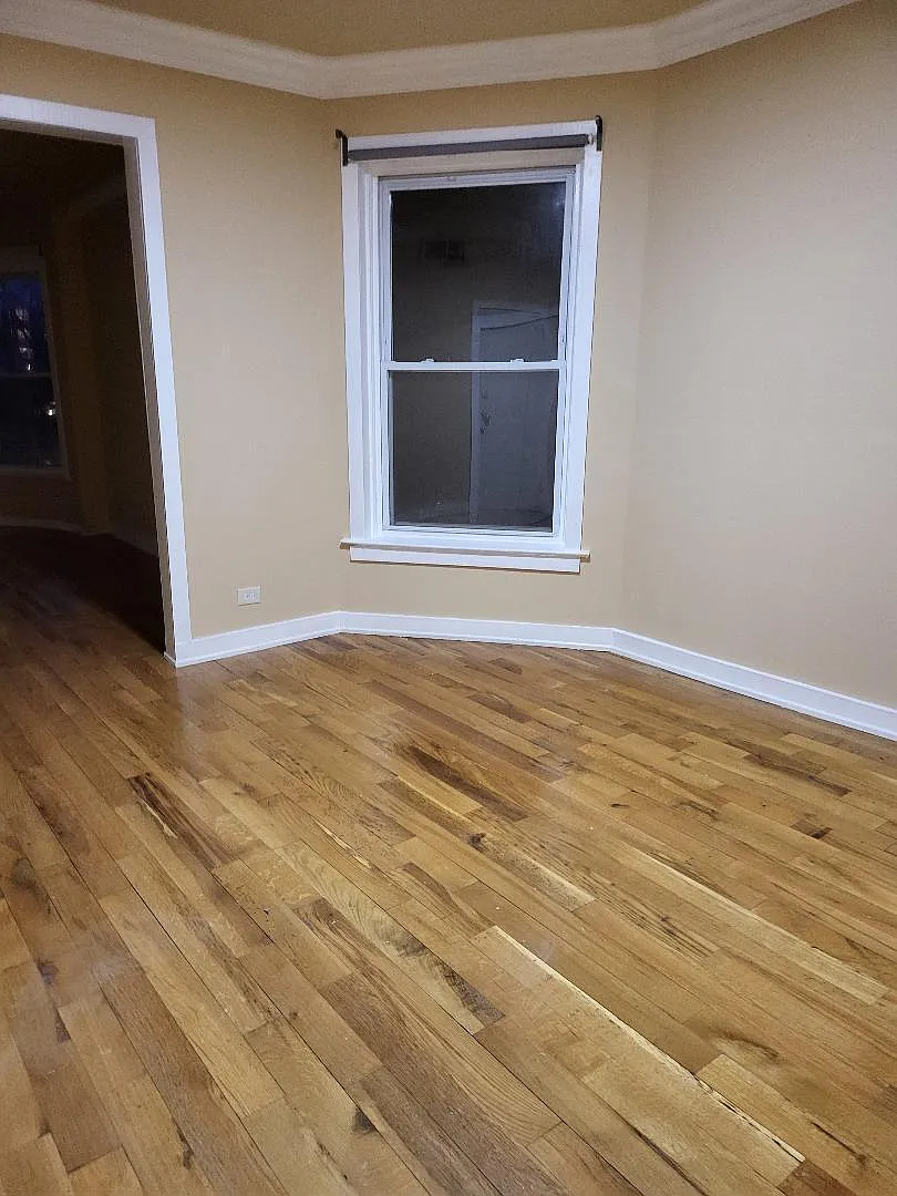 6110 S Kimbark Ave — Photo 3