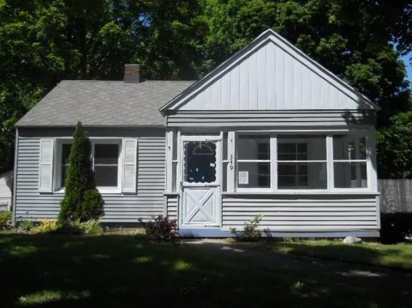 349 Cornell Dr, Battle Creek, MI 49017