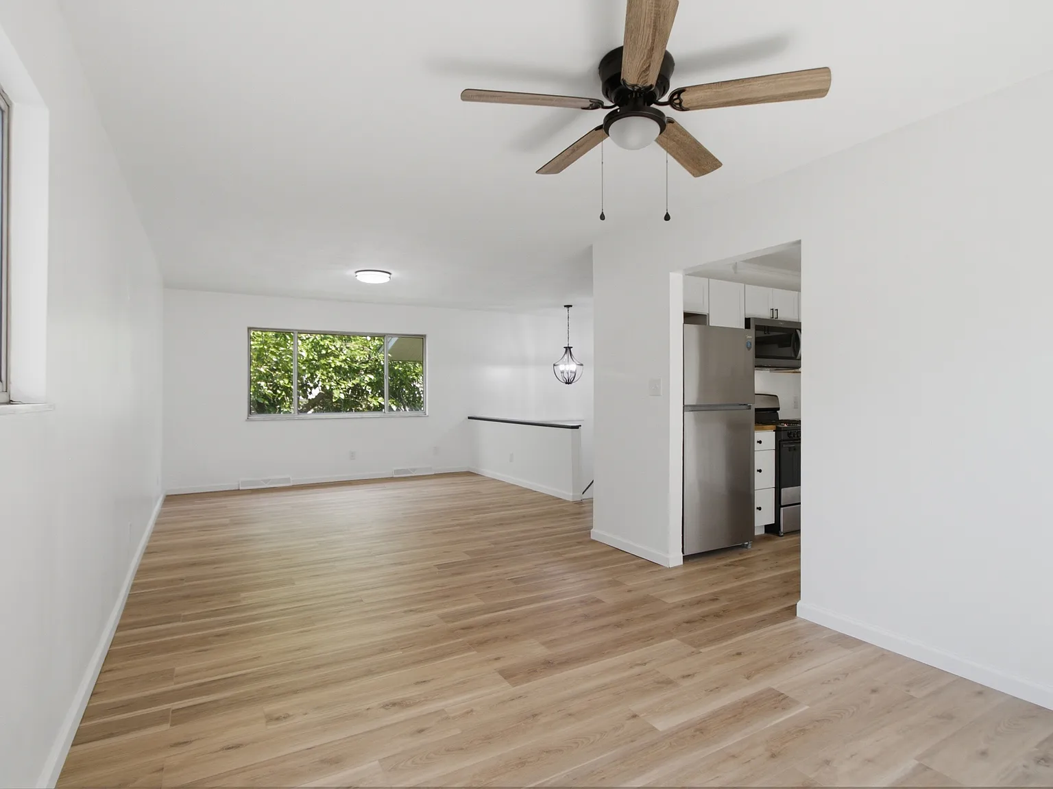 4 bed, 1596 sqft, $2,250 — Photo 3