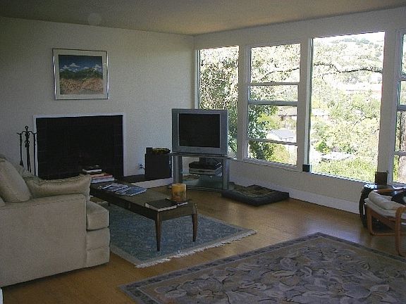 3rd image of 68 Oakland Ave
