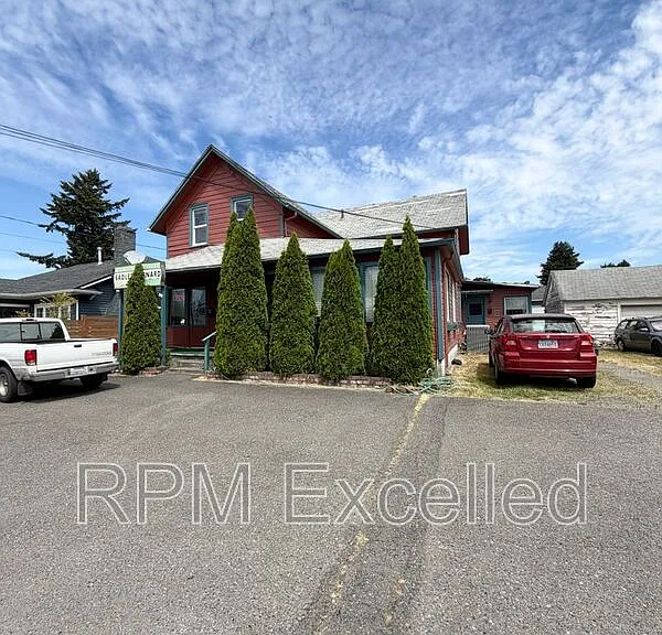 717 W Stewart #C — Photo 3