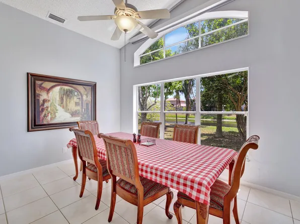 5414 NW 52nd Avenue NW, Coconut Creek, FL 33073