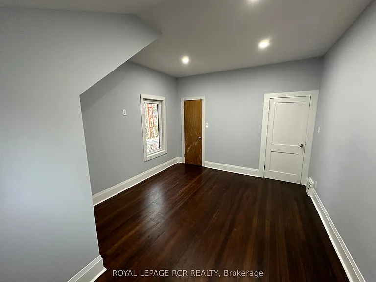 6222 Yonge St #2 — Photo 3