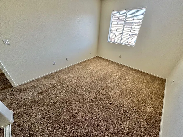 4079 Halfmoon Bay Dr — Photo 18
