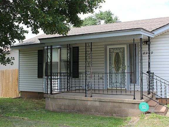2nd image of 8929 NE 52nd St