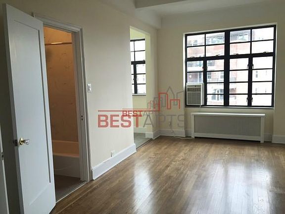 2nd image of 10 Sheridan Sq #2A