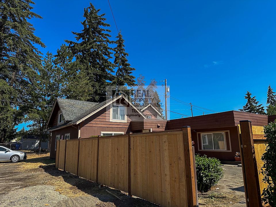 1st image of 4418 109th St SW APT B