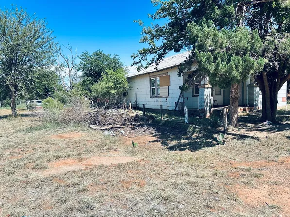 1417 8th St, Paducah, TX 79248
