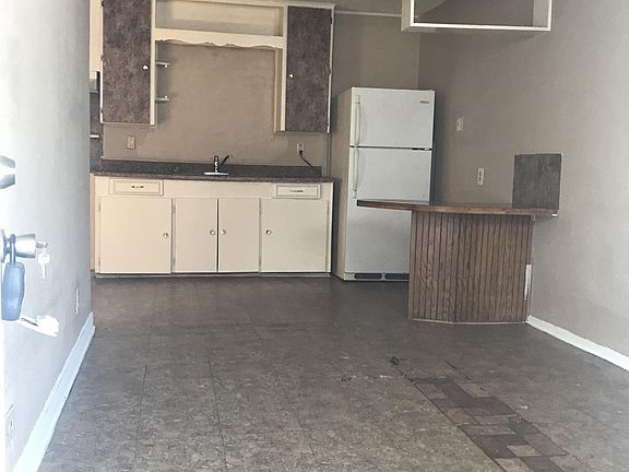 2nd image of 2107 Texas Ave #7