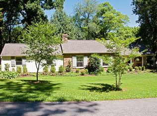 934 N Hill Dr, West Chester, PA 19380