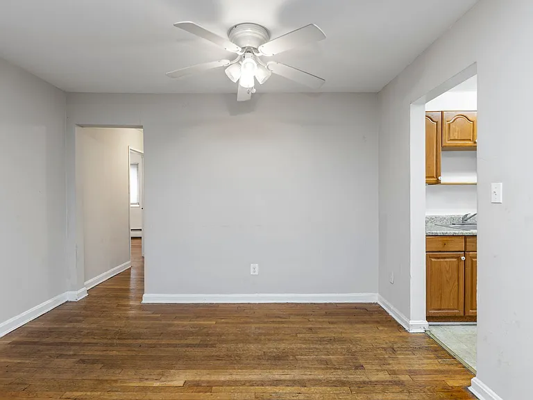 702 Chaney Dr — Photo 16