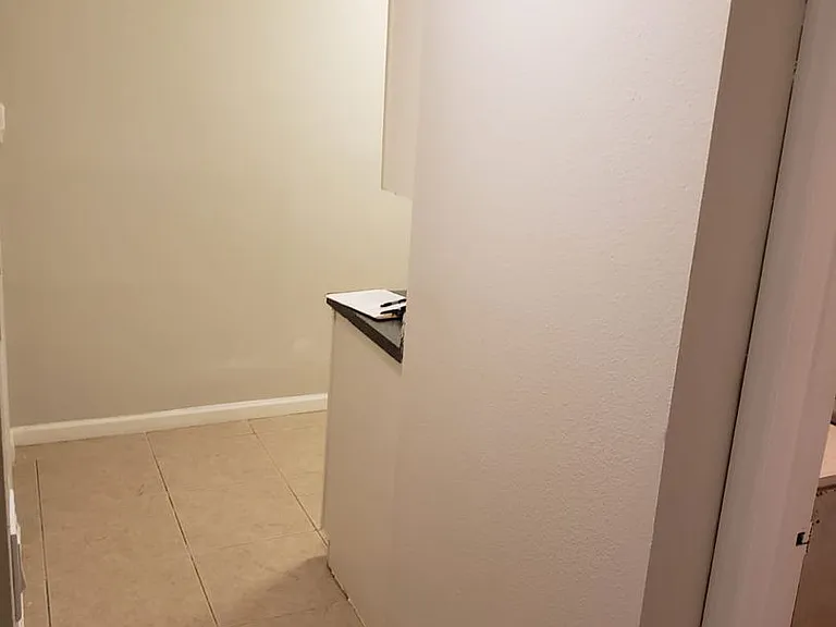 978 SW 10th Dr — Photo 38