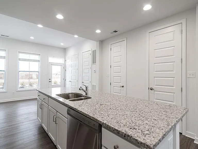 Breeze Hill by JBG Rentals — Photo 34