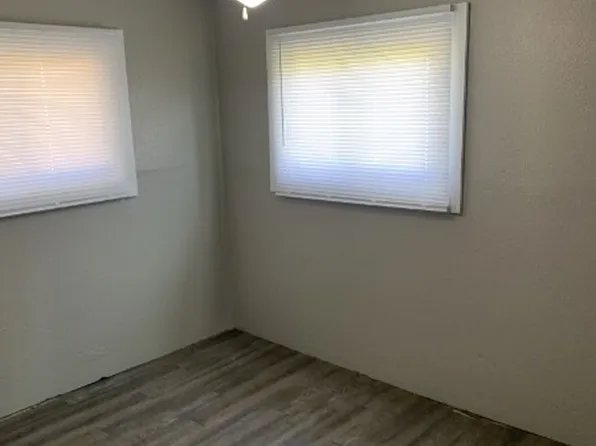 706 N Montgomery Ave, Eagle Grove, IA 50533