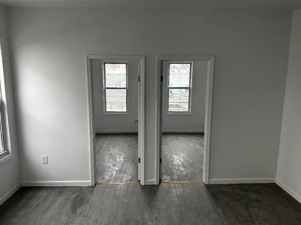 1062 39th St, Brooklyn, NY 11219