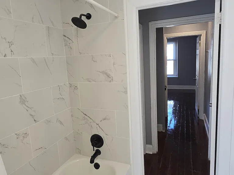 129 Ripka St — Photo 18