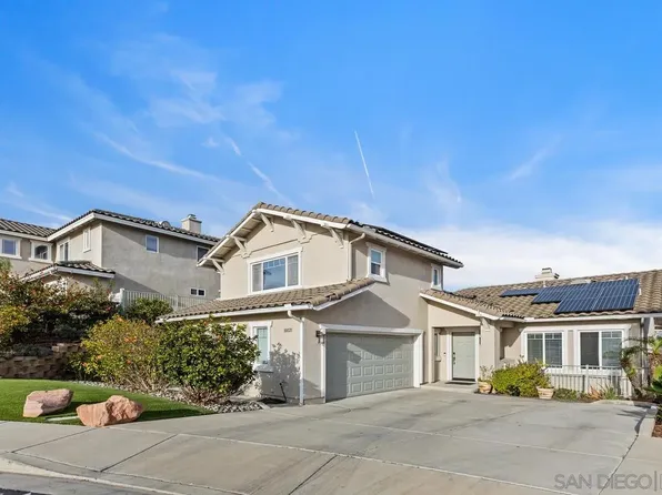 10021 Destiny Mountain Ct, Spring Valley, CA 91978