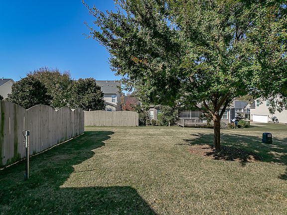 4th image of 211 Stewarts Lndg
