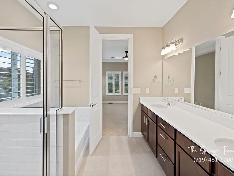 9547 Dewitt Dr — Photo 34
