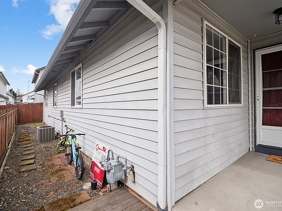 3rd image of 5114 NE 76th Avenue