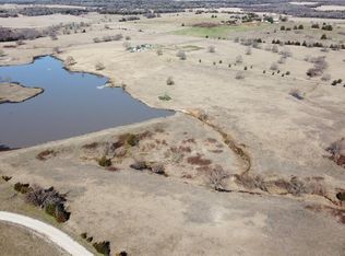 445 Survey Rd, Whitesboro, TX 76273