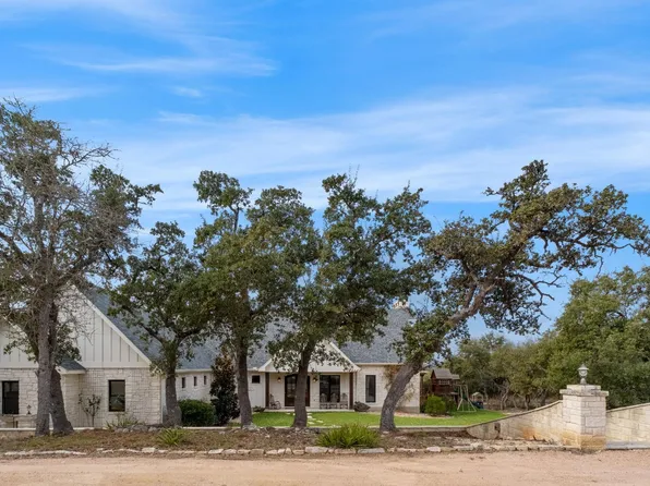 312 Cielo Springs Drive, Blanco, TX 78606